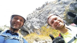 Nicolas und Toby vorm Einstieg beim Training am Grünstein-Klettersteig 2016
