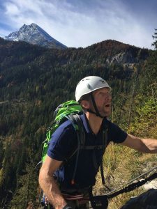 Nicolas im Tunnel beim Training am Grünstein-Klettersteig 2016