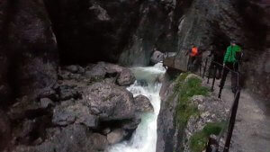 In der Höllentalklamm - Zur Zugspitze via Höllental über Klettersteig - 7summits4help-Blog