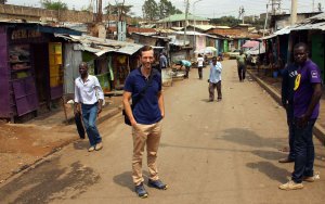 Nicolas Scheidtweiler im Mathare Valley Nairobi - 7summits4help in Kenia