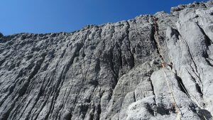 Unsere Wand zum Carstensz-Gipfel - 7summits4help