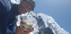 Zu empfehlen ist das Tiramisu am Refuge de Tête Rousse - 7summits4help